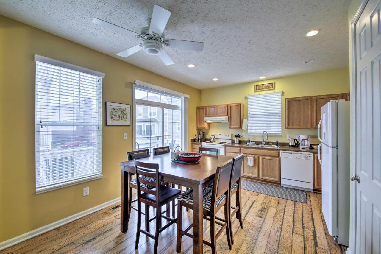Arts And Design District Condo Steps To Monon Trail Carmel Bagian luar foto
