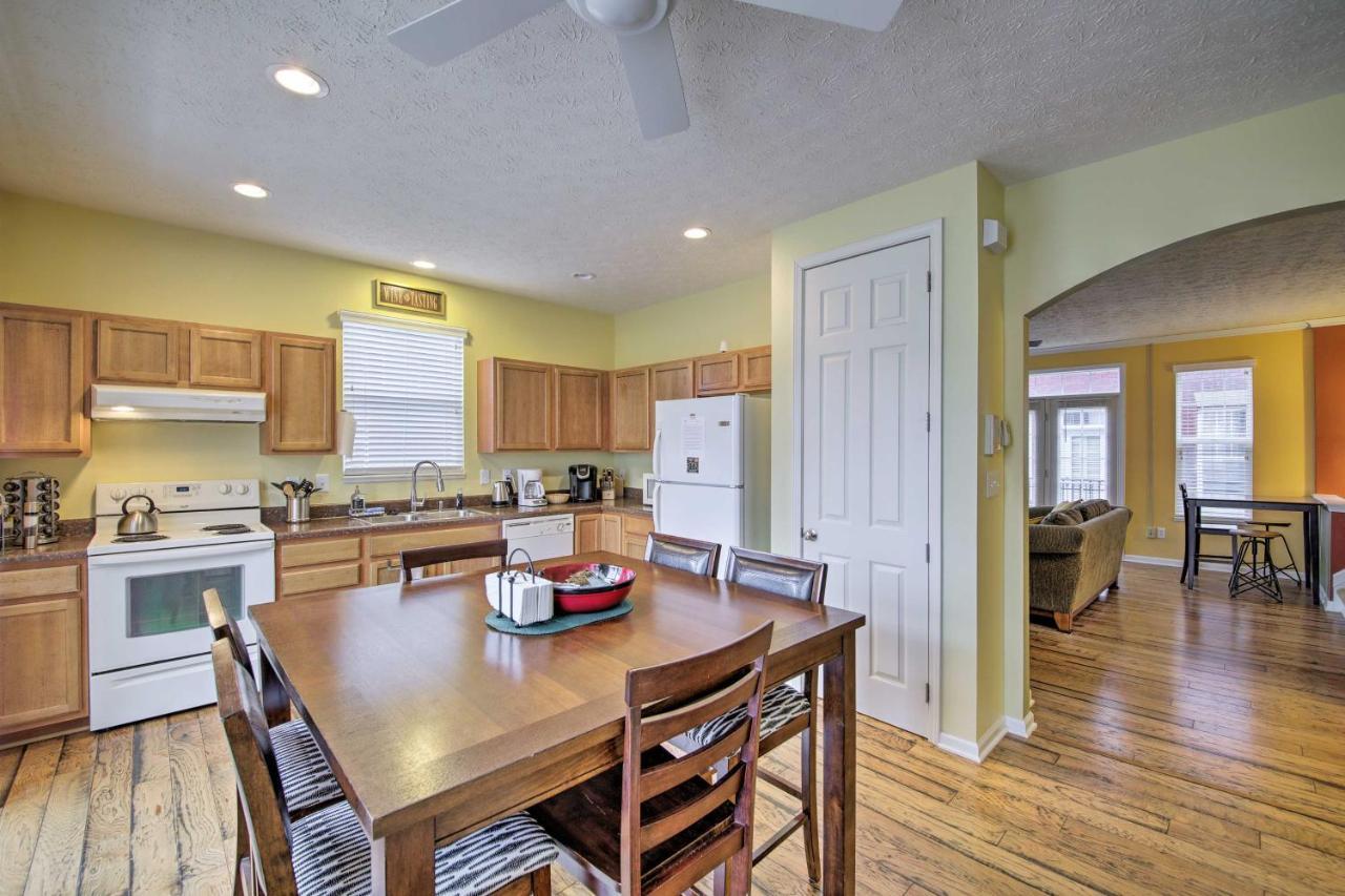 Arts And Design District Condo Steps To Monon Trail Carmel Bagian luar foto